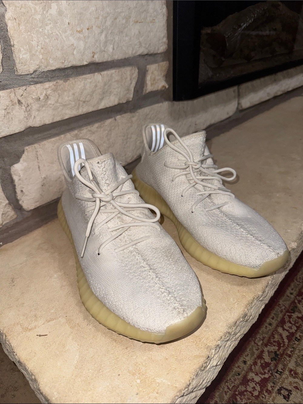 Yeezy 350 Triple White